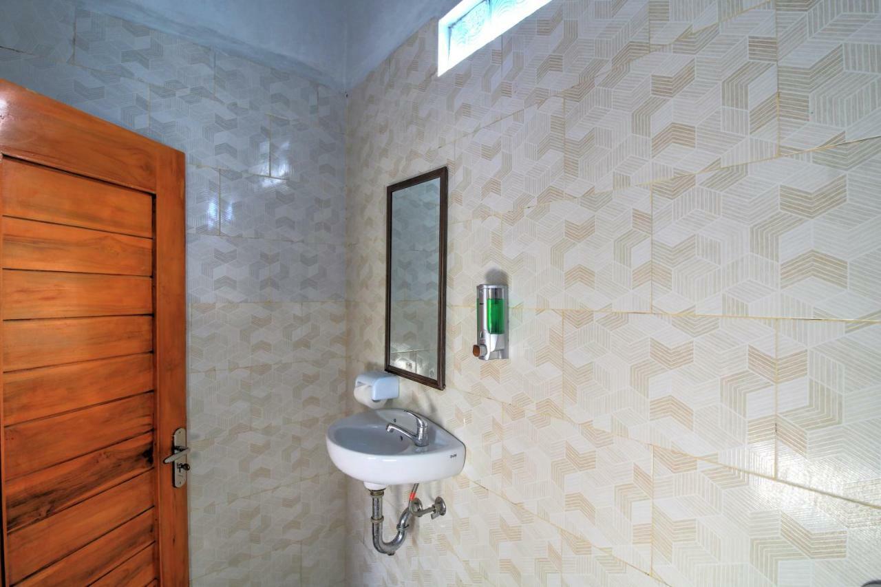 Arys Guest House Sakti Exterior foto
